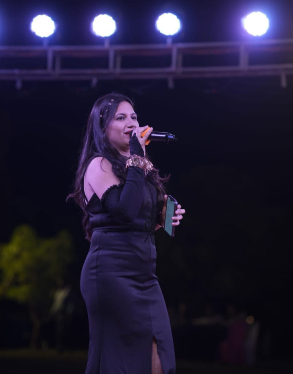 Anchor Isha Hingorani