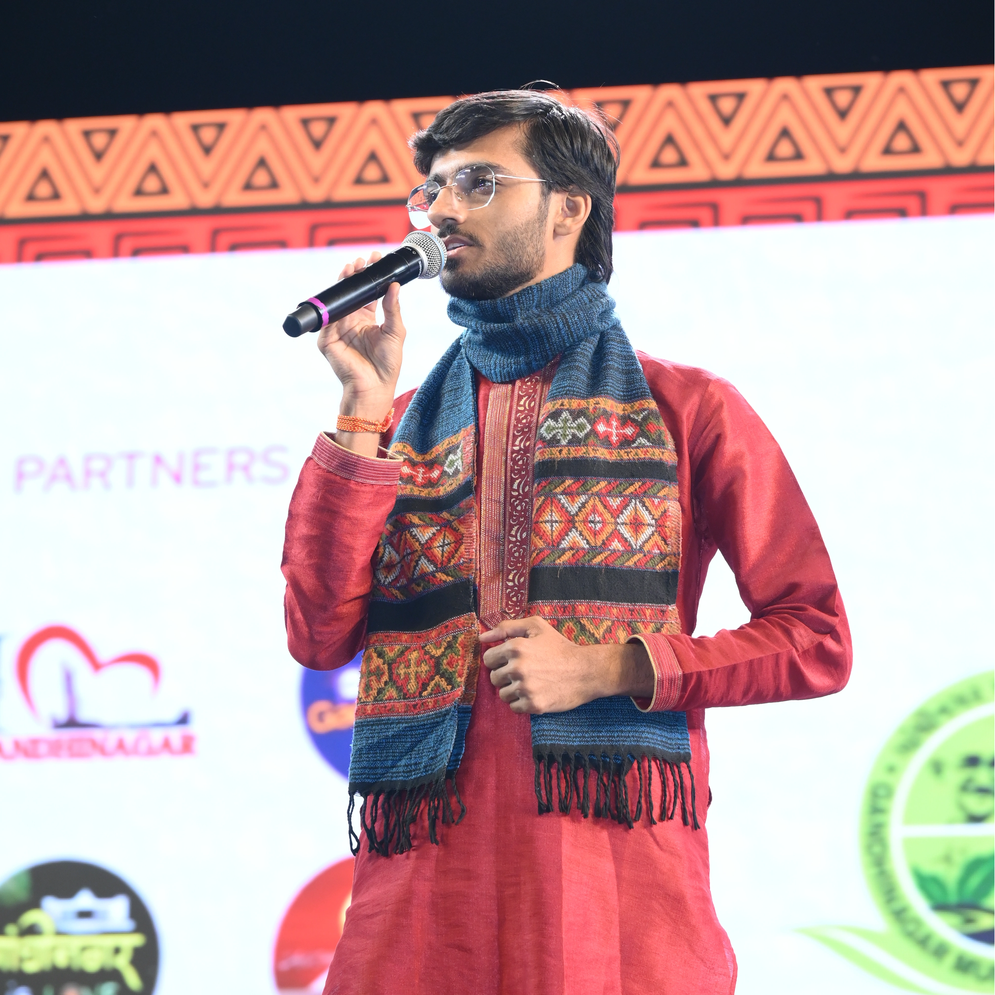 profile-picture-of-Anchor Manan Thakkar