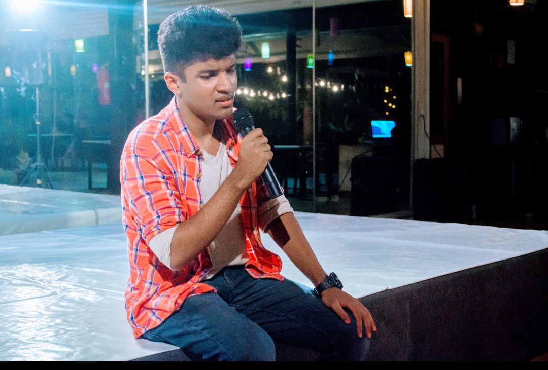 Artist Image undefined