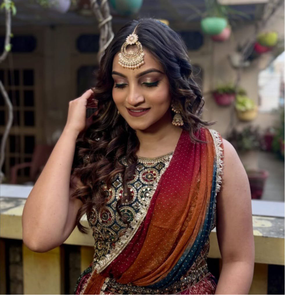 Book / Hire ANCHOR/EMCEE Deeksha Bhasin for Events in Best Prices ...