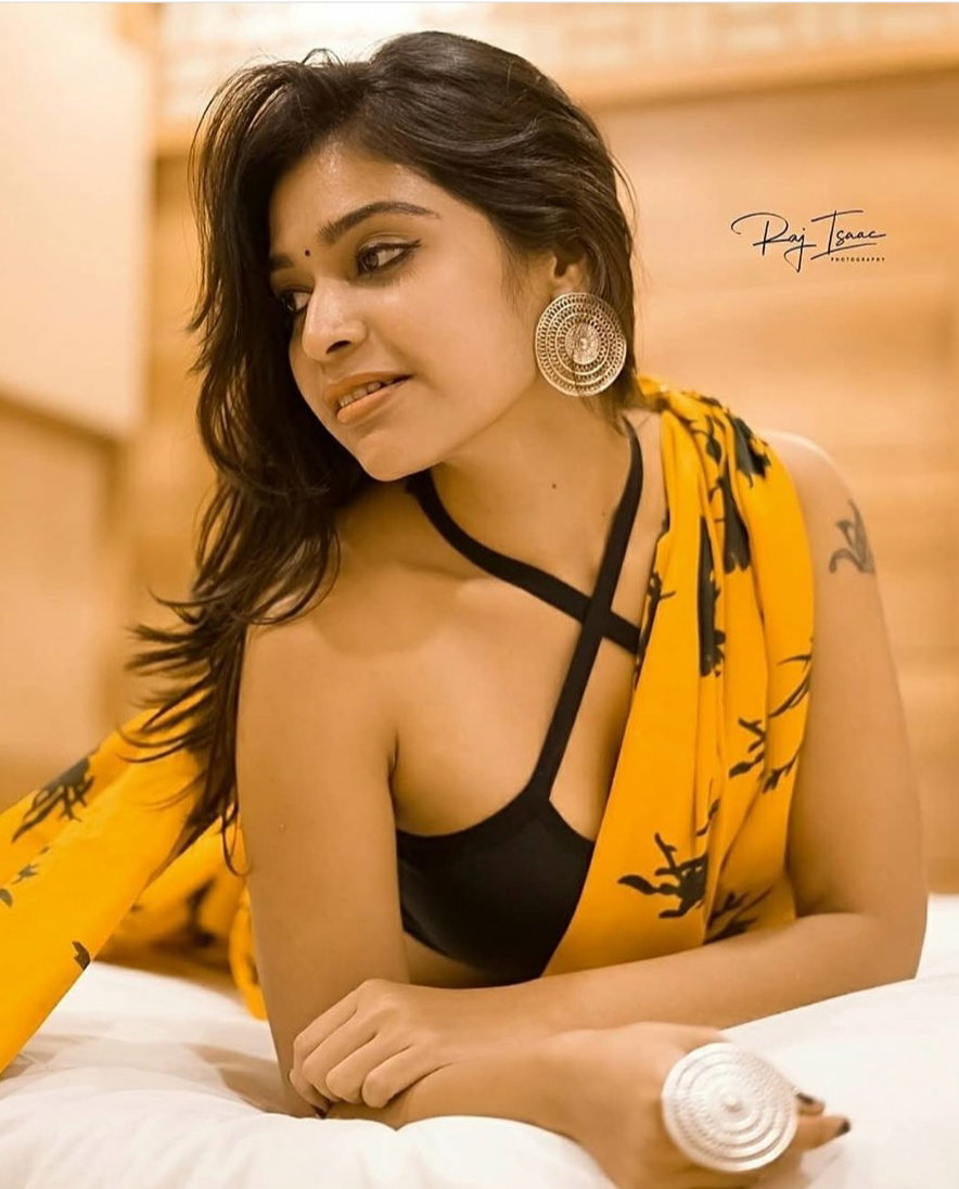 profile-picture-of-Dharsha Gupta