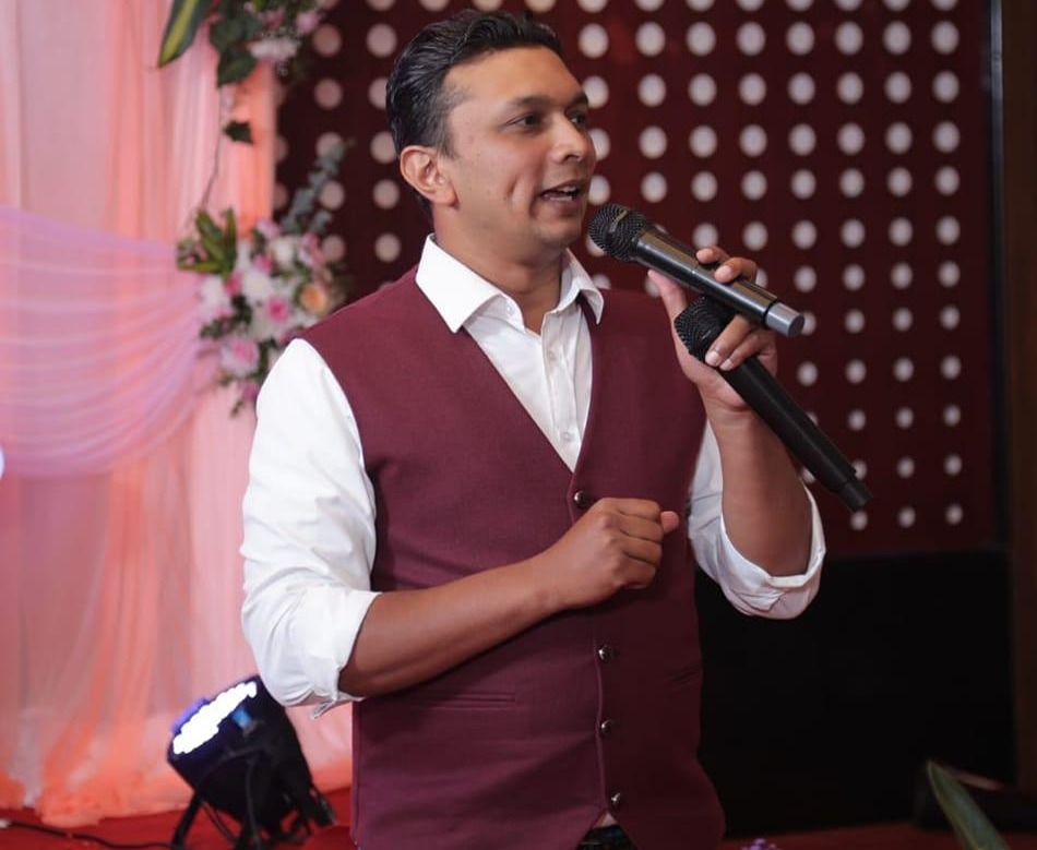 profile-picture-of-Emcee Marshal