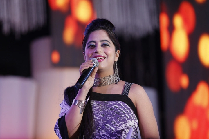 profile-picture-of-Khushboo Kapoor
