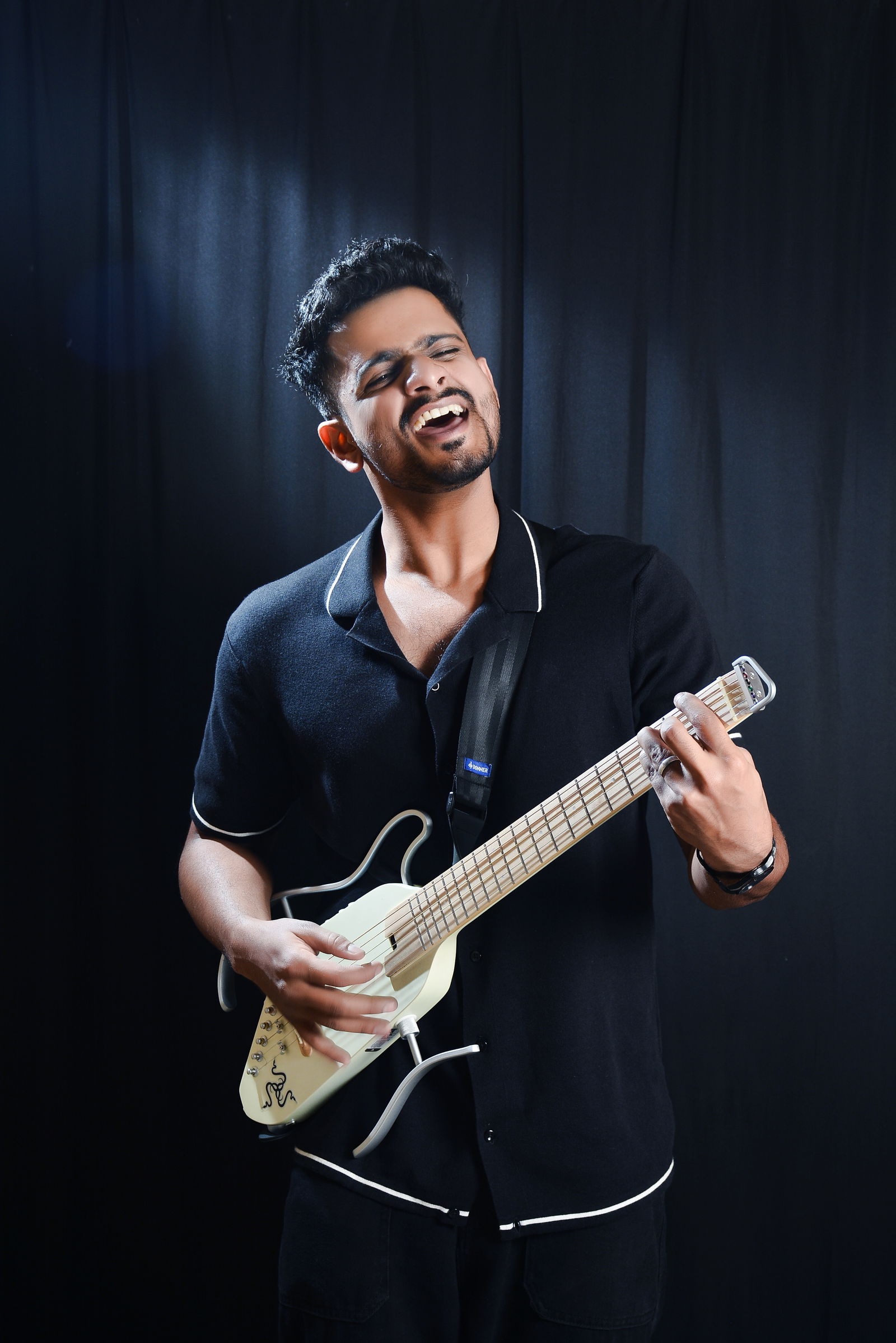 Artist Image undefined