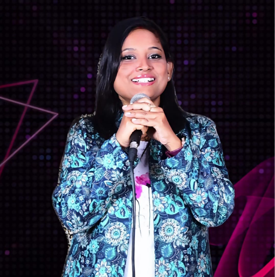 profile-picture-of-Moumita
