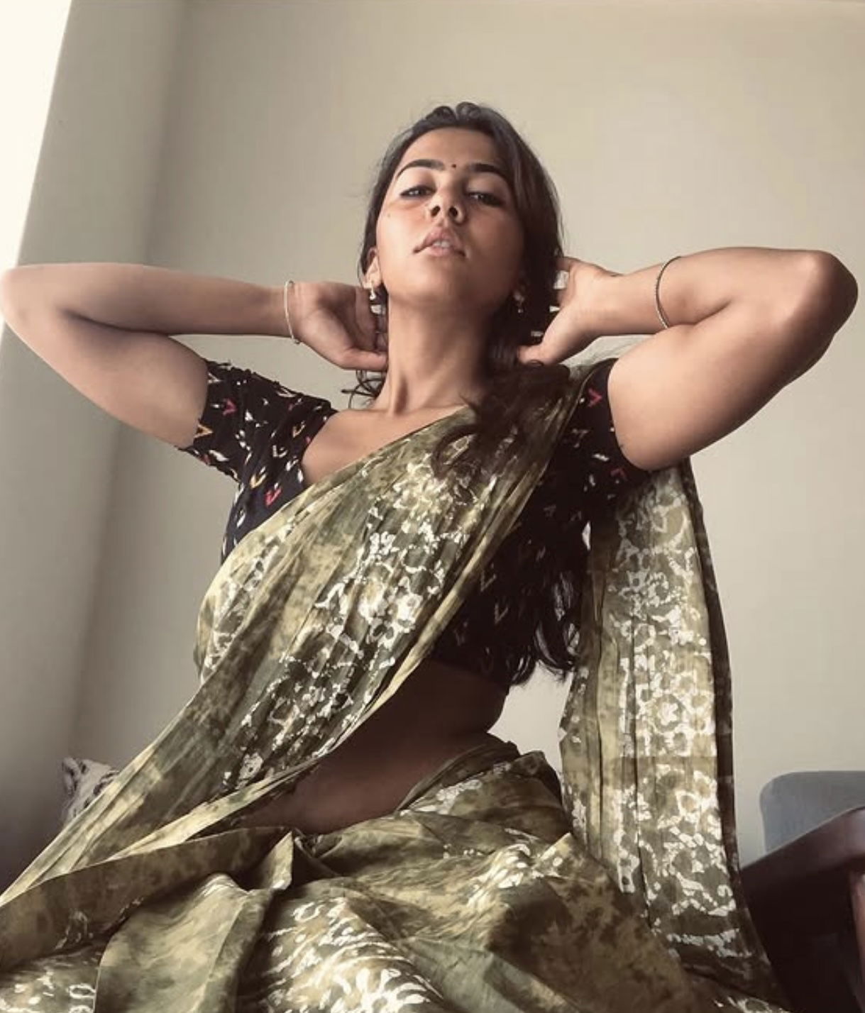 Artist Image undefined