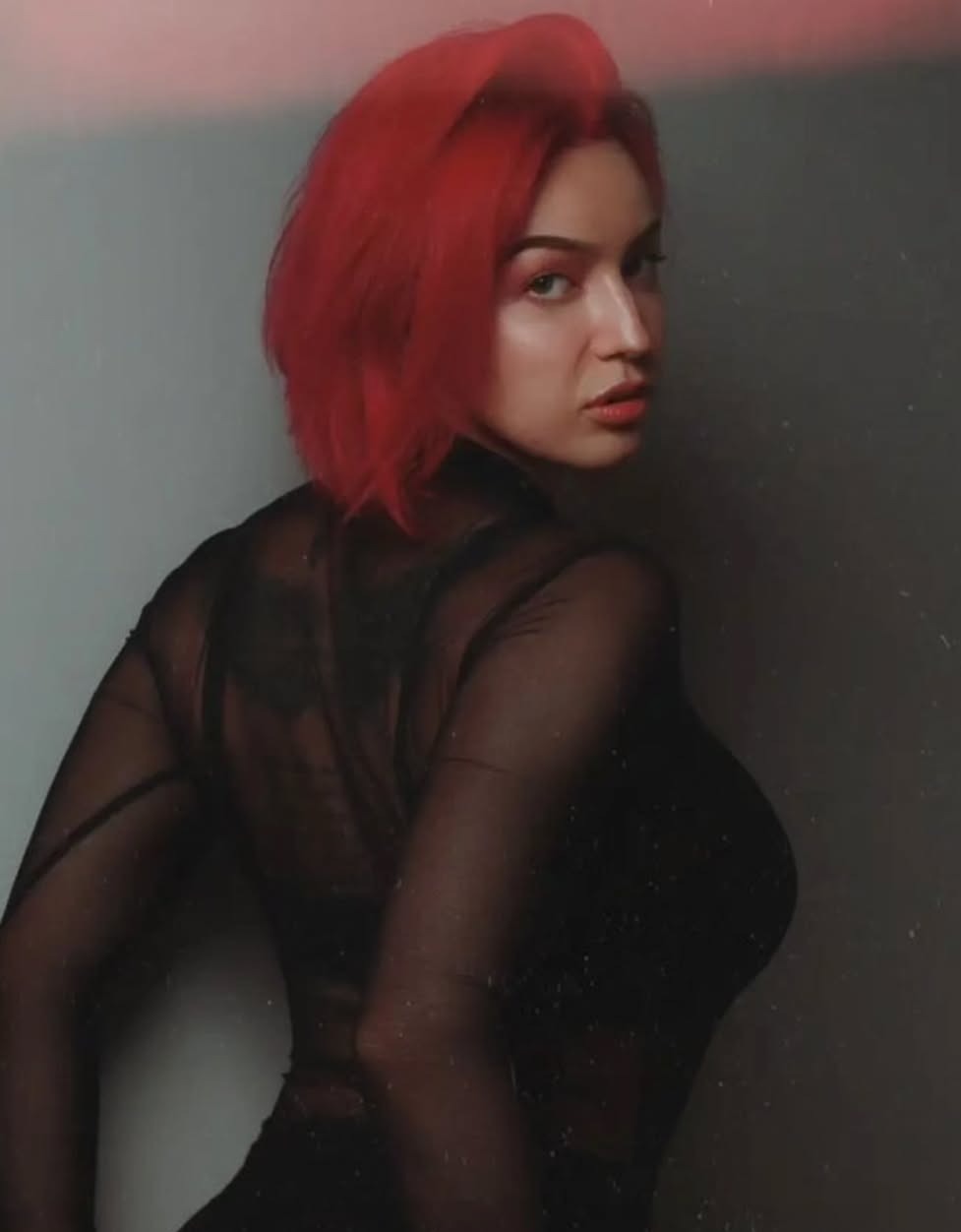 profile-picture-of-OLLY ESSE