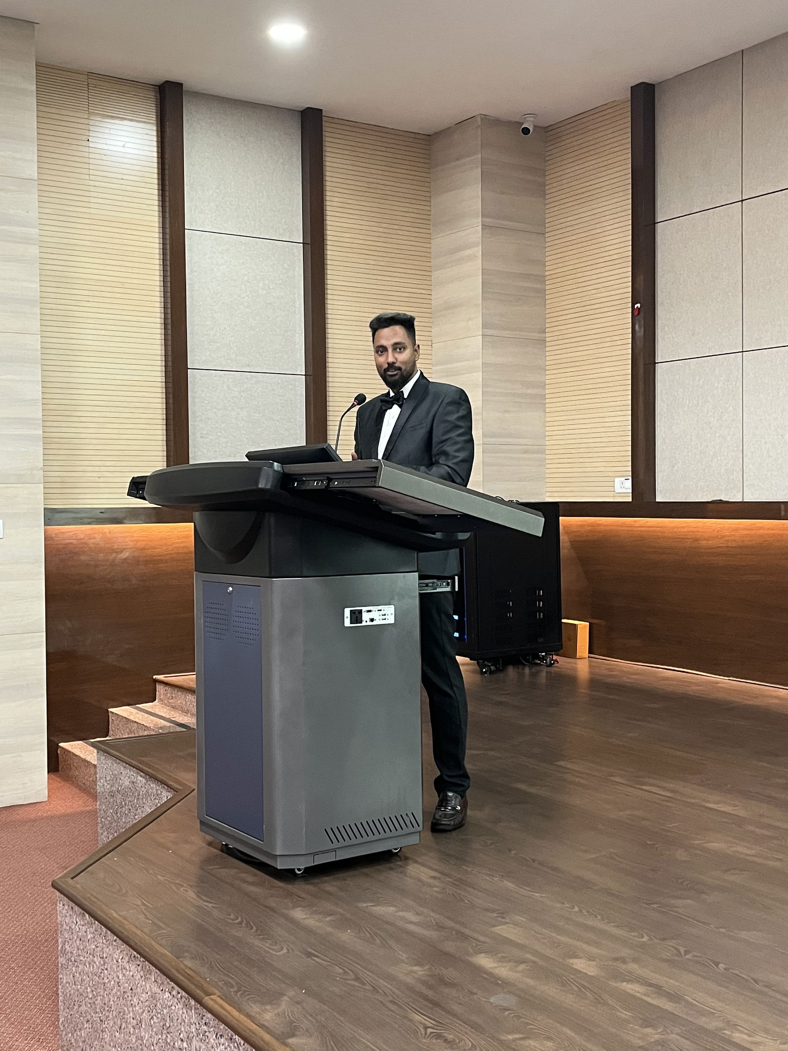 Artist Image undefined