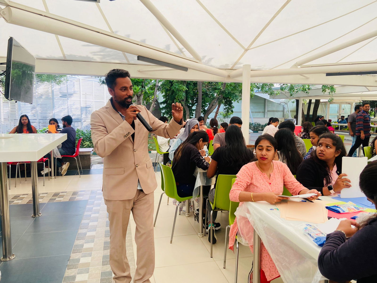 Artist Image undefined