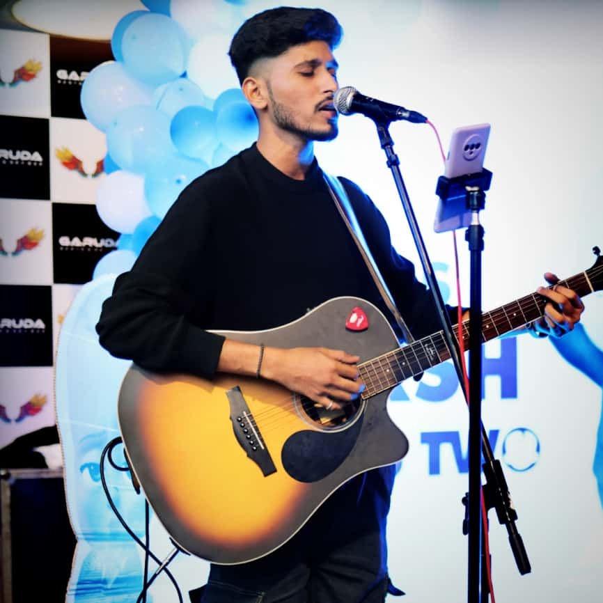 Rahul Live
