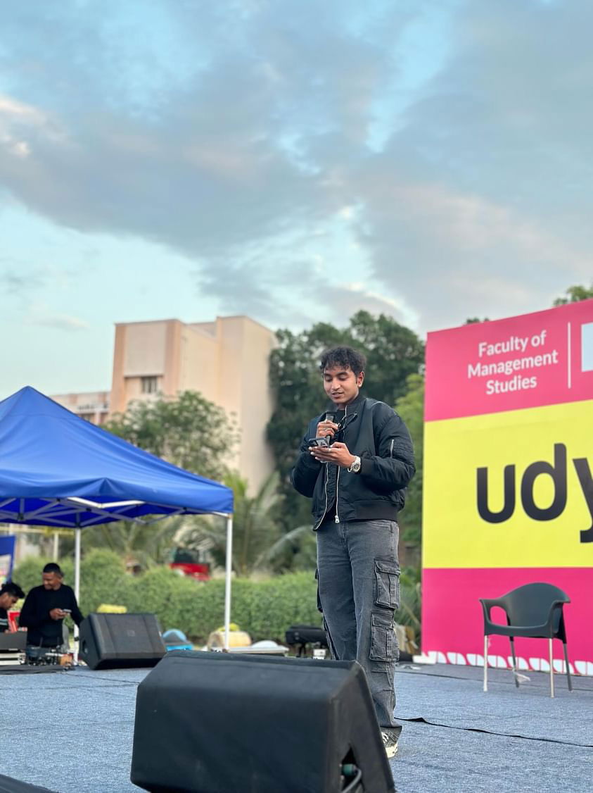 Artist Image undefined