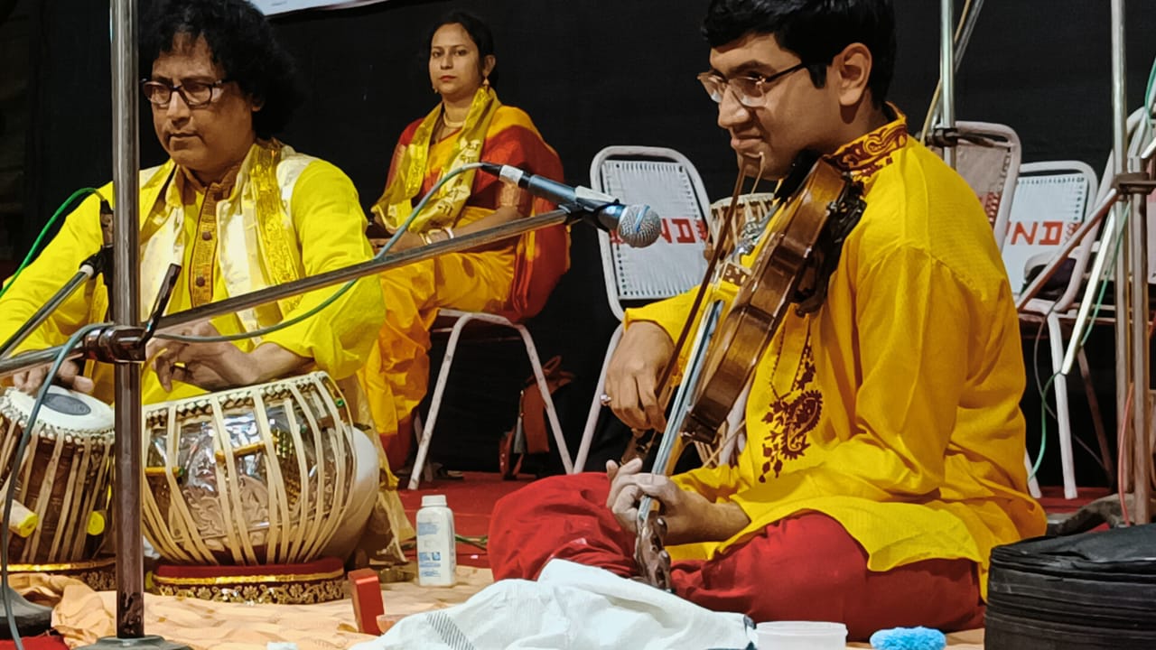 Artist Image undefined