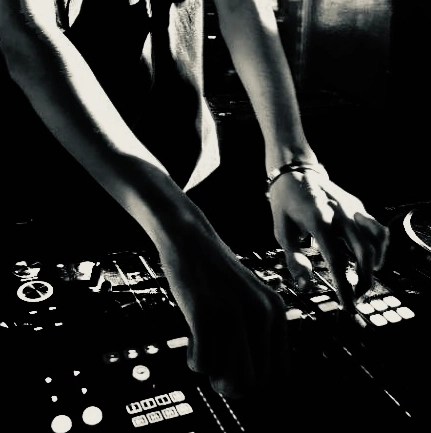 profile-picture-of-Surroach