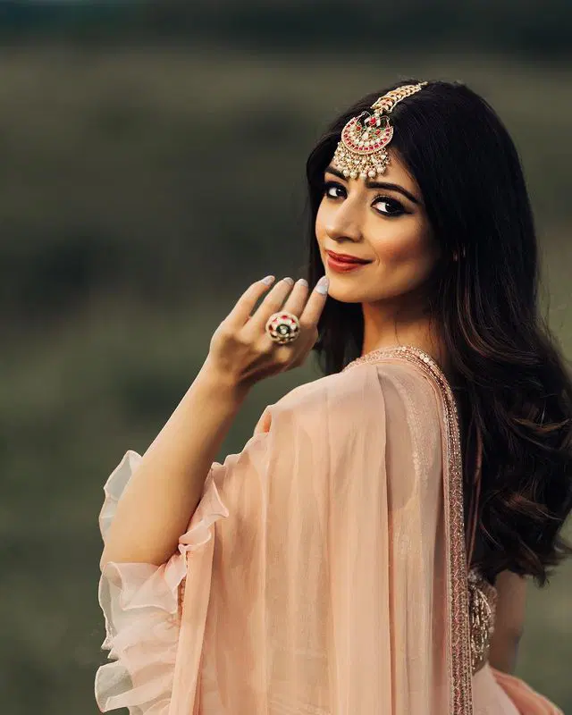 Book Hire CELEBRITY APPEARANCE Tania for Events in Best Prices