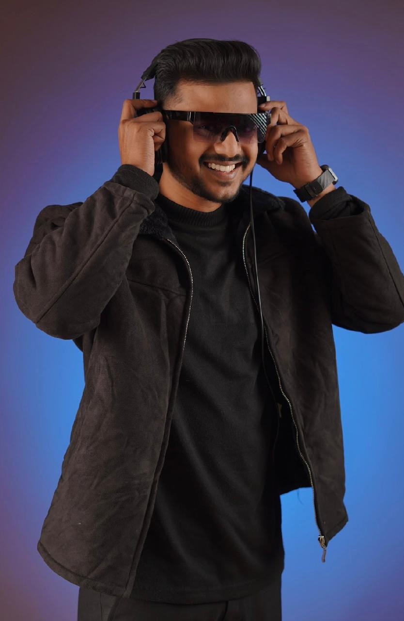profile-picture-of- VDJ Tushar