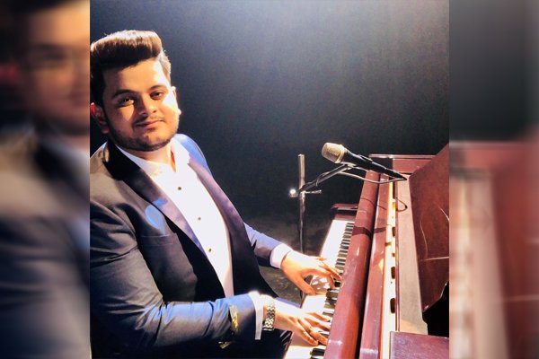 Vishal Naidruv
