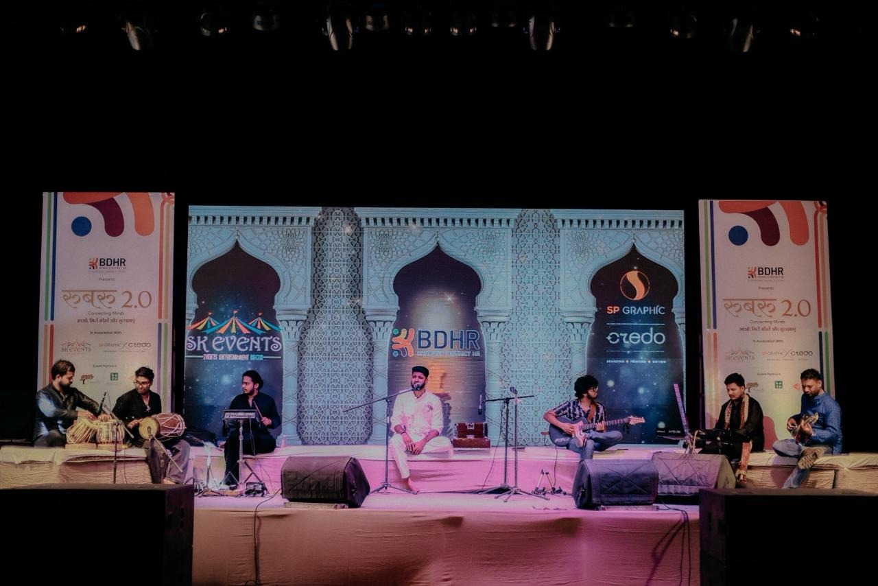 profile-picture-of-Vishnu Tiwari Live