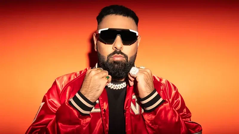 Badshah showing himself in the picture