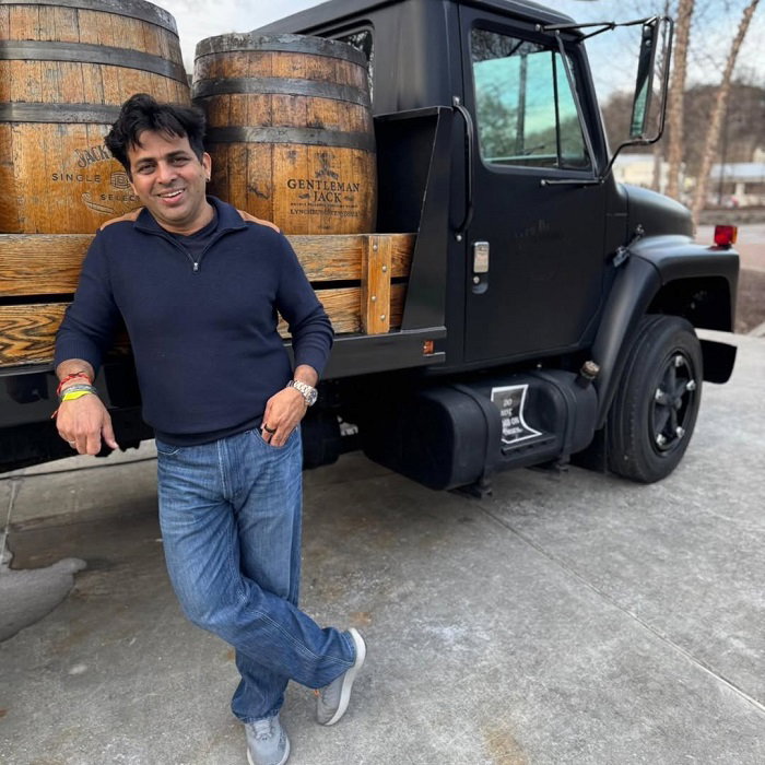 Amit Tandon