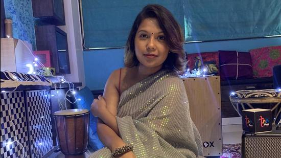 aanchal-shrivastava posing for an image in a concert